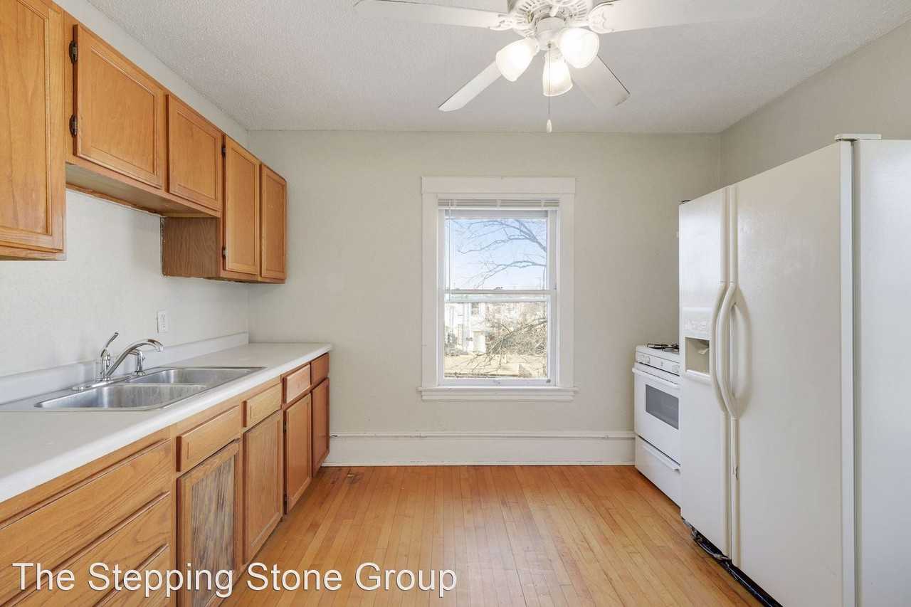 3800 Elliot Ave South - Photo 3 of 16