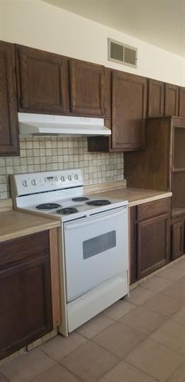 815 1 Aliyah Road - Photo 3 of 10