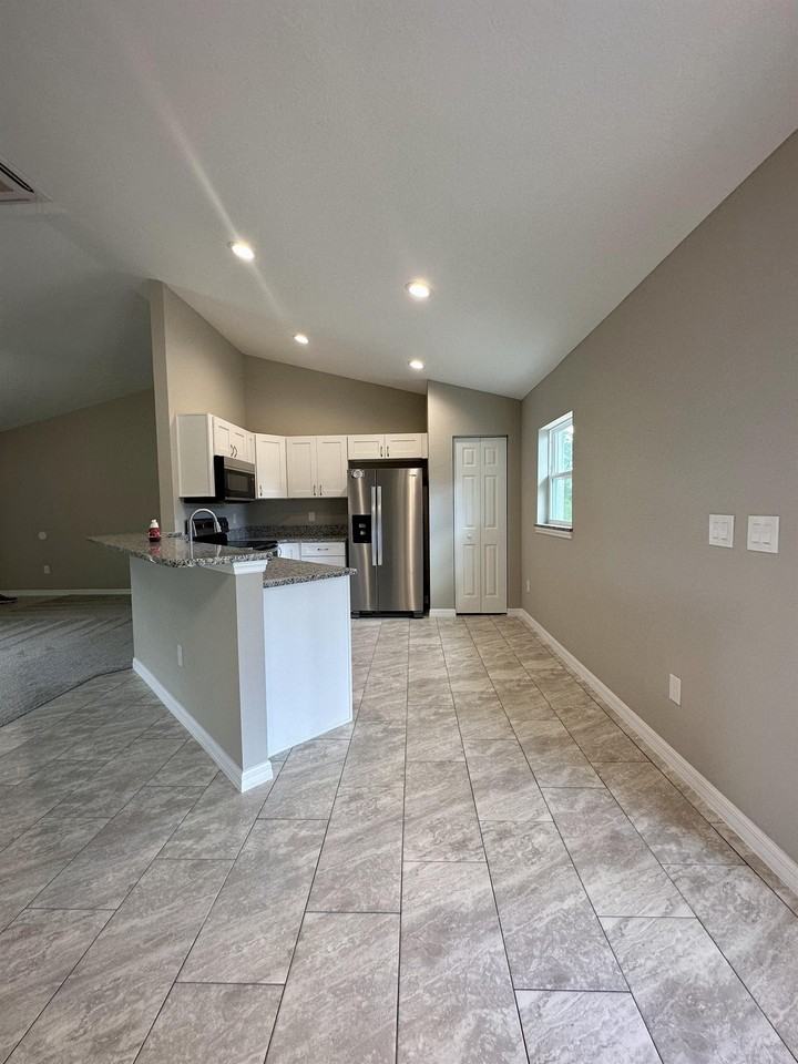 200 Marion Oaks Golf Rd #1 - Photo 2 of 20