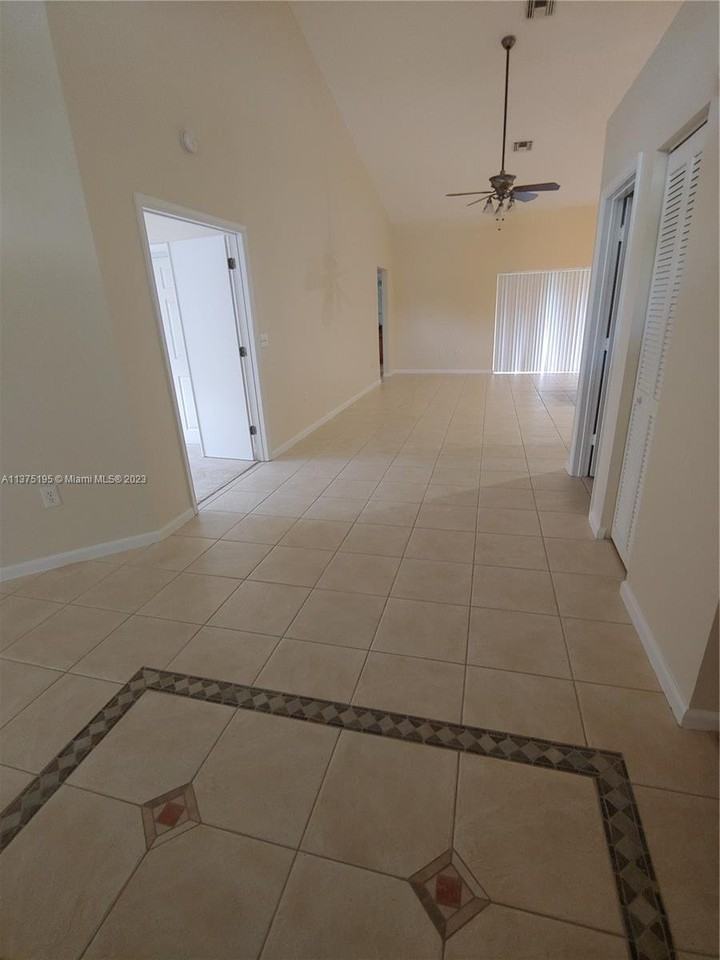 6428 Nw 51st Ct #6428 - Photo 2 of 8