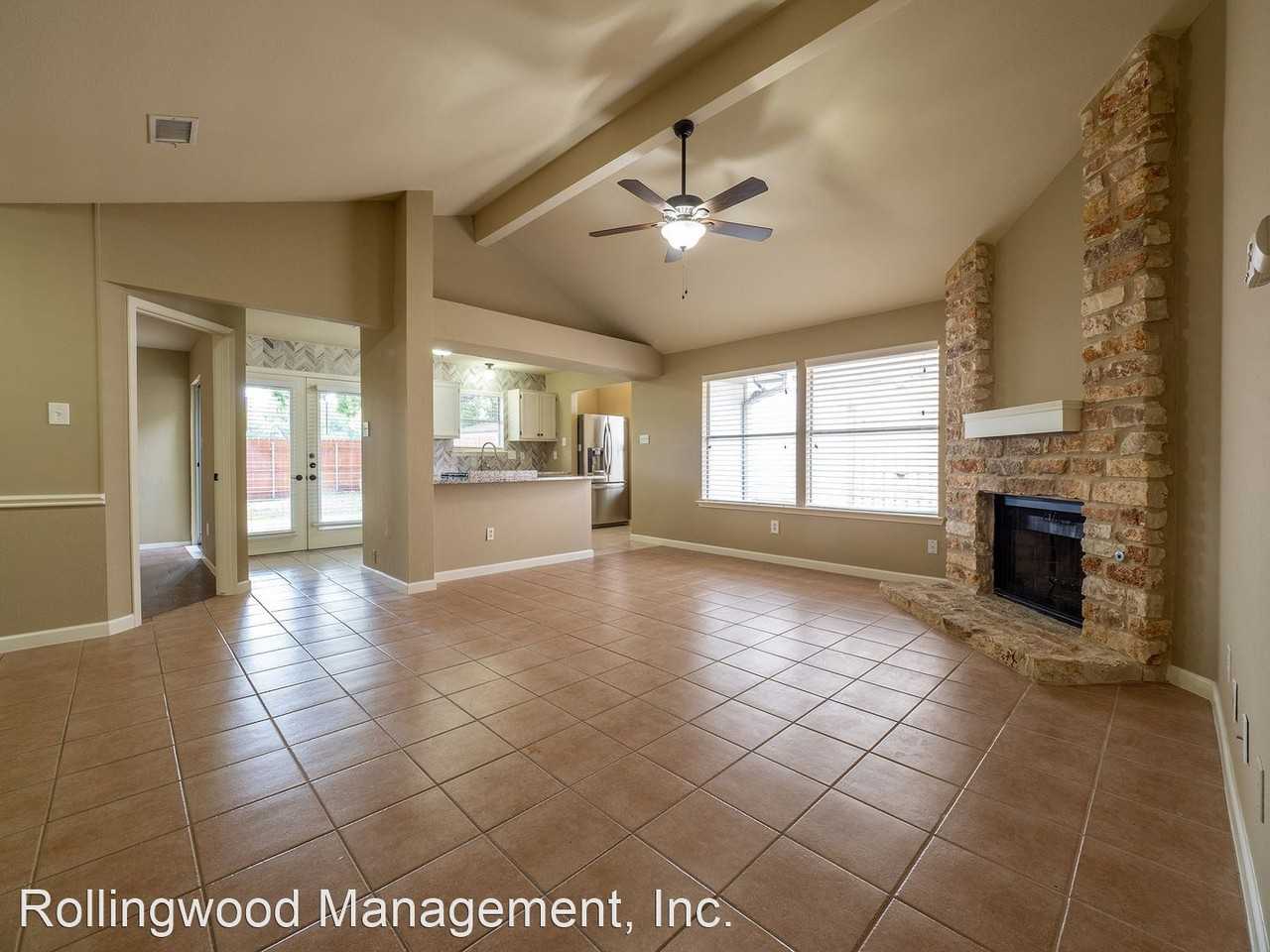 16829 Whitebrush Loop - Photo 2 of 13