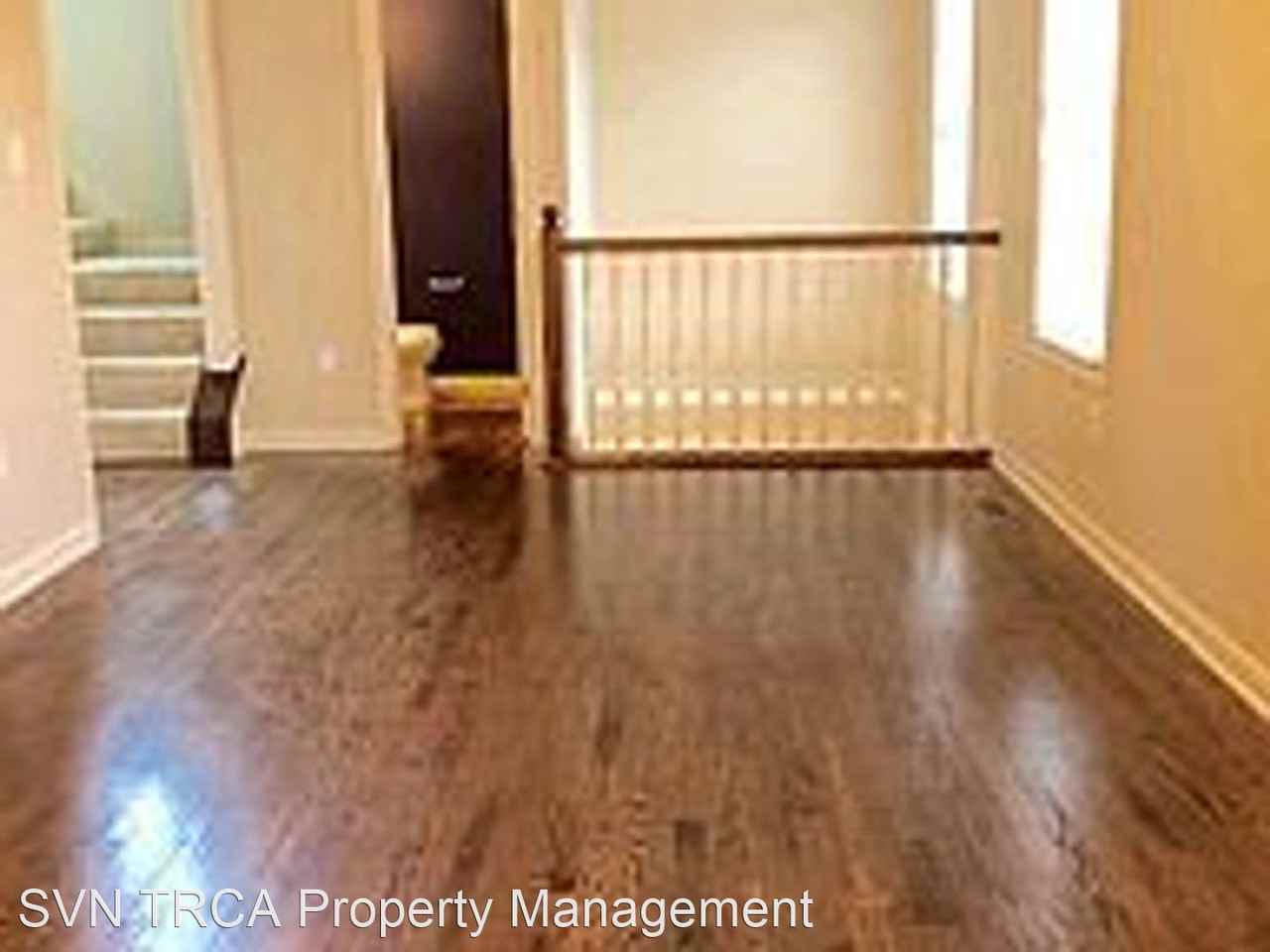 348 Marshall Heights Dr - Photo 2 of 12