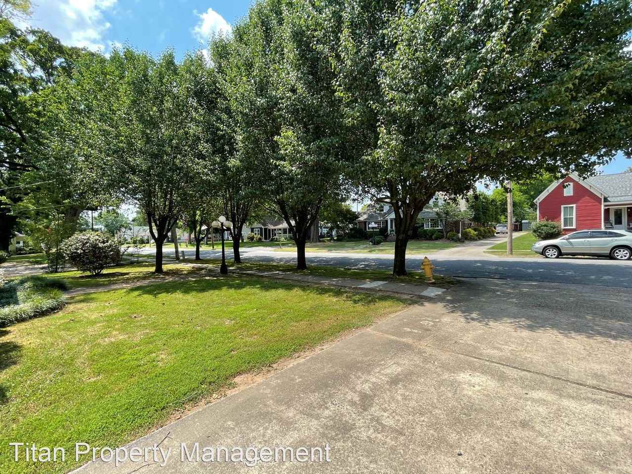 408 W Sevier St. - Photo 2 of 16