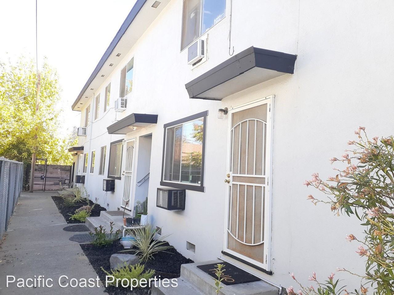 2545 28TH STREET - Photo 2 of 13