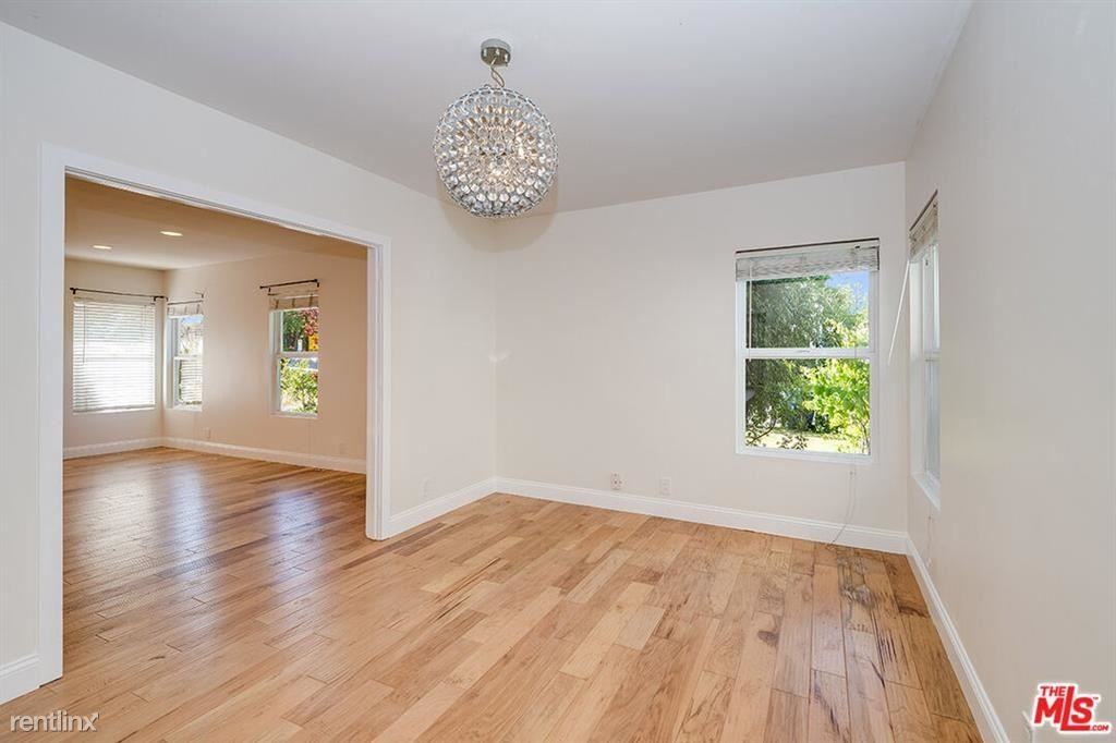 15242 La Maida St - Photo 3 of 8