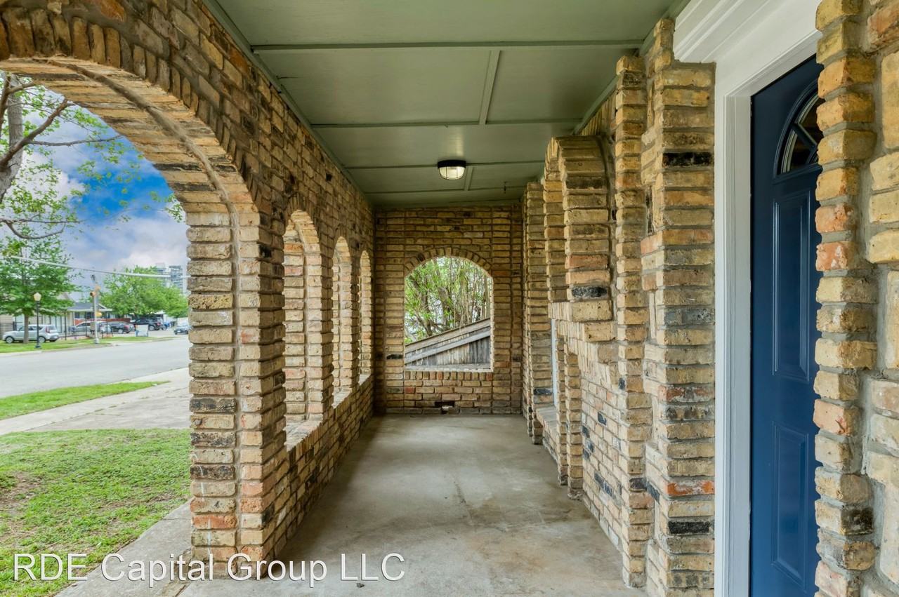 3104 Forest Ave - Photo 3 of 25