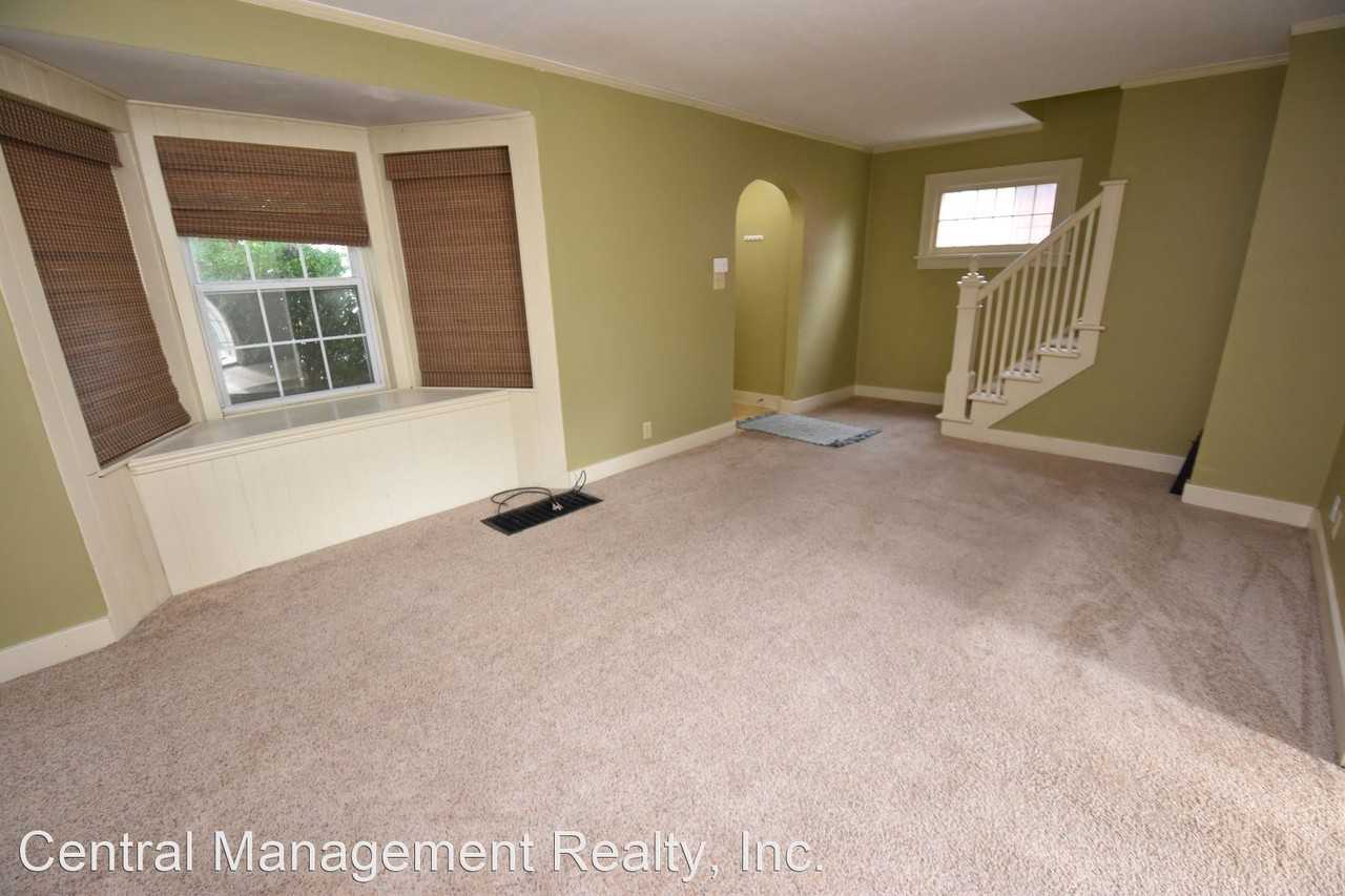 828 S 28th St - Photo 2 of 19