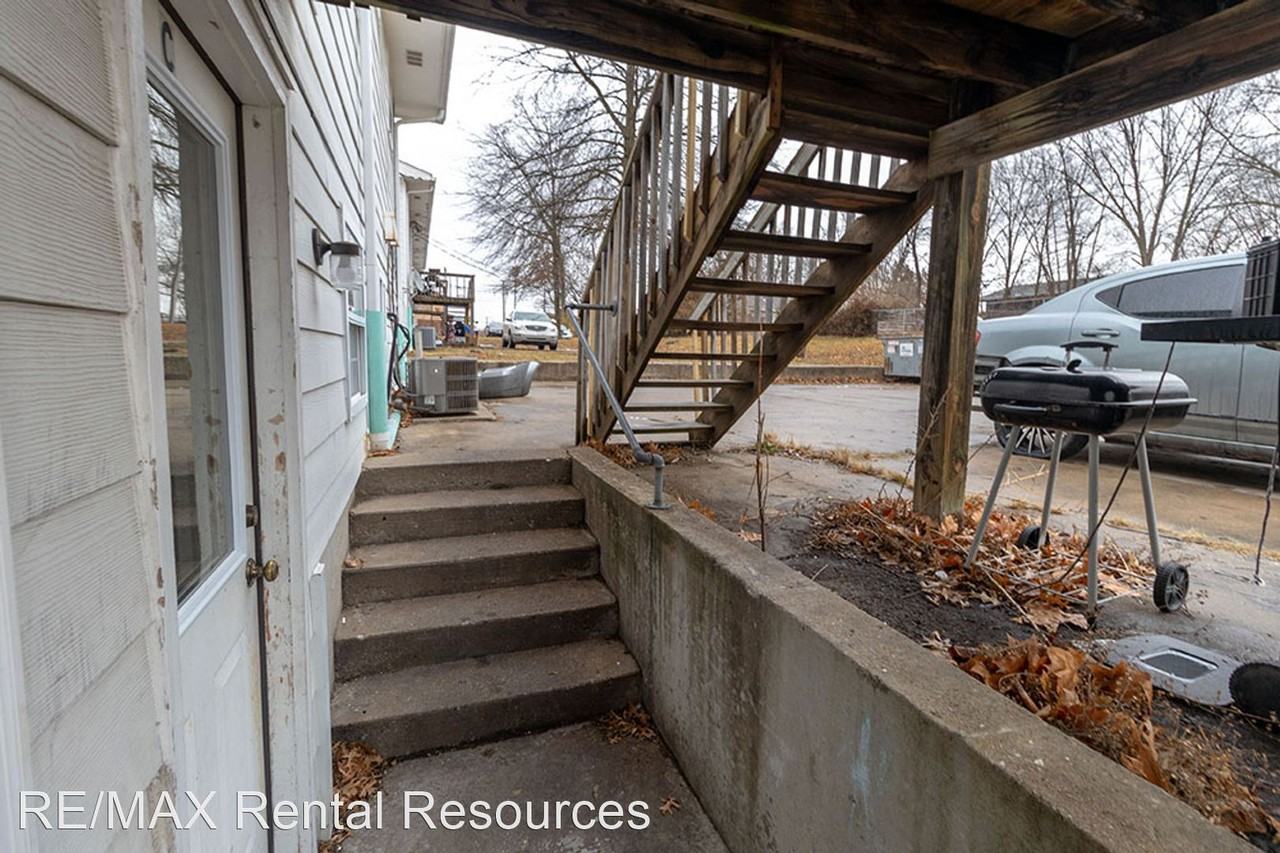 2916 Leeway Dr - Photo 2 of 18