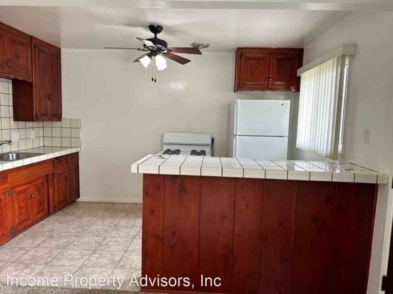 3525-3531 1/2 32nd Street - Photo 3 of 11