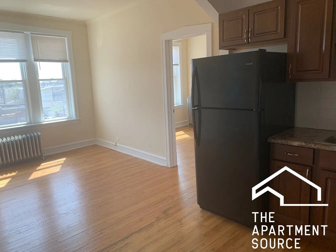 2206 S 57th Ave #3 - Photo 3 of 10