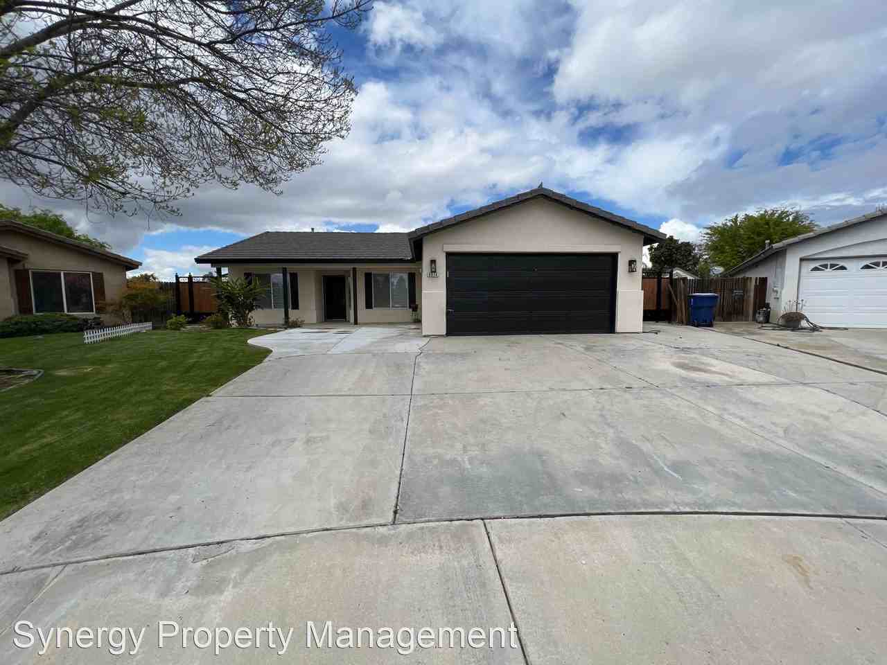 6014 Sarona St - Photo 2 of 18