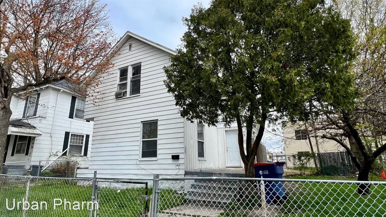 15 Quigley SW Apartments 15 Quigley Blvd Sw, Grand Rapids, MI 49507