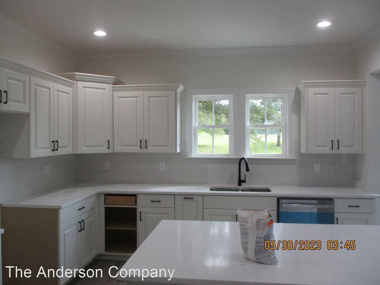 182 Grand Island Dr - Photo 3 of 7