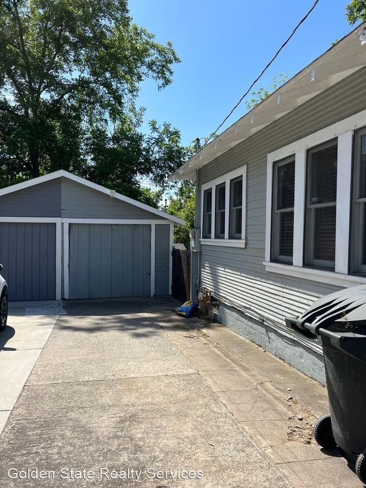 311 Berkeley Ave - Photo 2 of 16