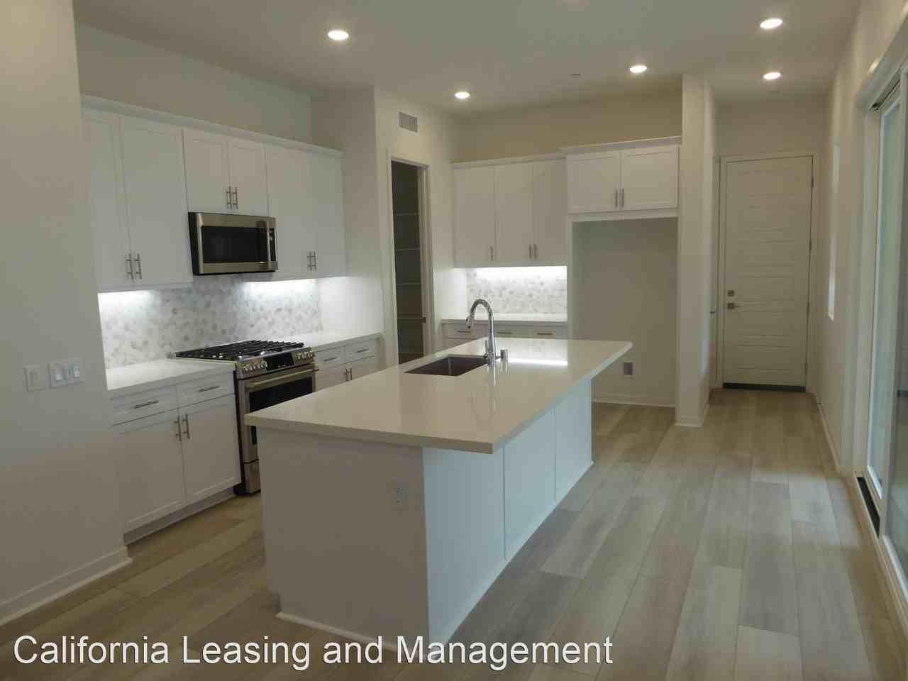 26915 Goldfinch Ln - Photo 2 of 28
