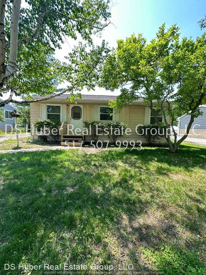 3315 Nonette Dr - Photo 2 of 18