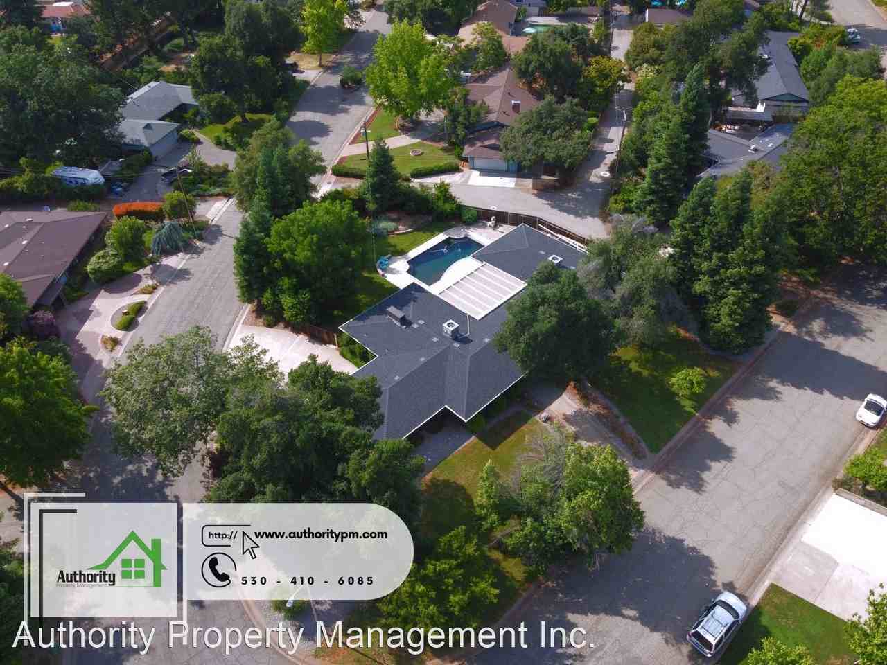 960 Redbud Dr - Photo 3 of 50