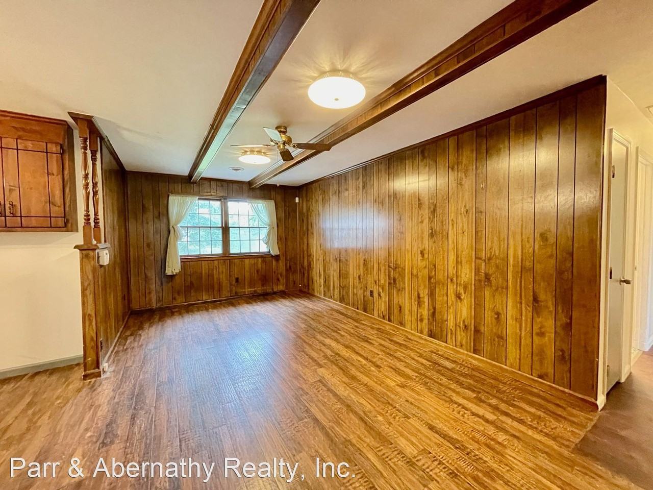 3312 Tavern Rd - Photo 3 of 33