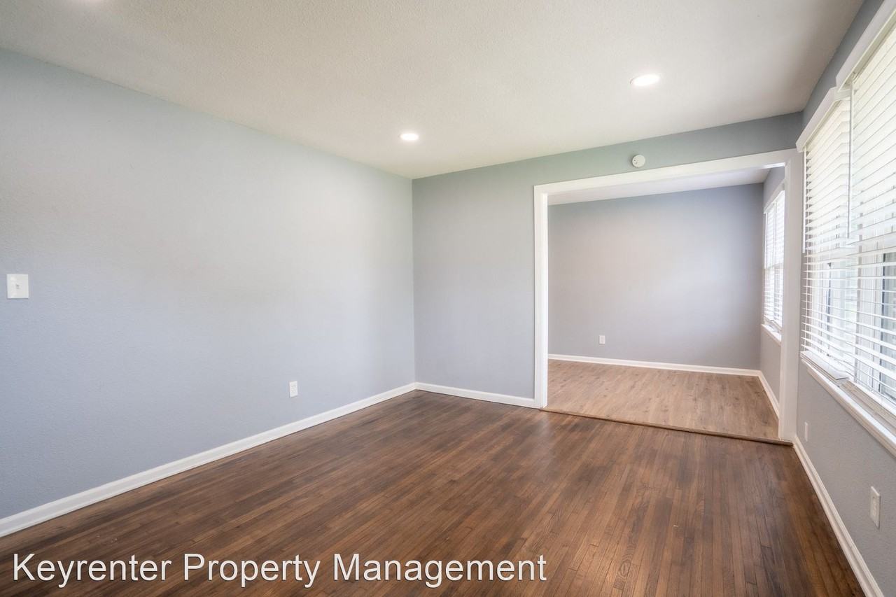 335 W 62nd Pl N - Photo 2 of 11