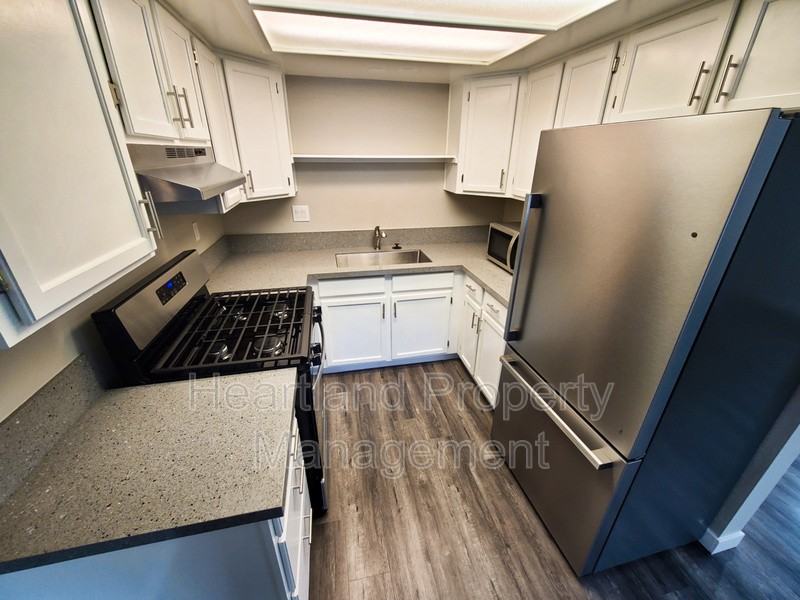 4970 72nd St #2 - Photo 5 of 8