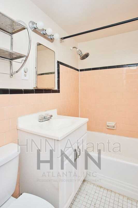 1339 Briarwood Dr Ne #4 - Photo 3 of 7