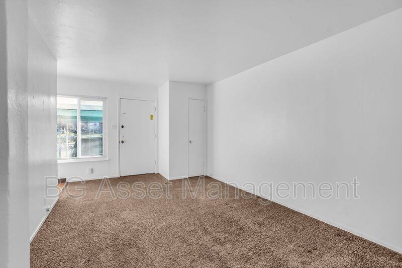 503 S 26th St - Photo 2 of 14