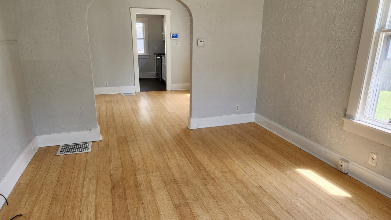 1824 E Clay St - Photo 2 of 7