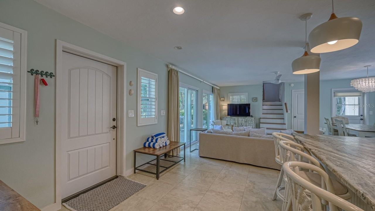 3708 Sandspur Ln - Photo 2 of 49