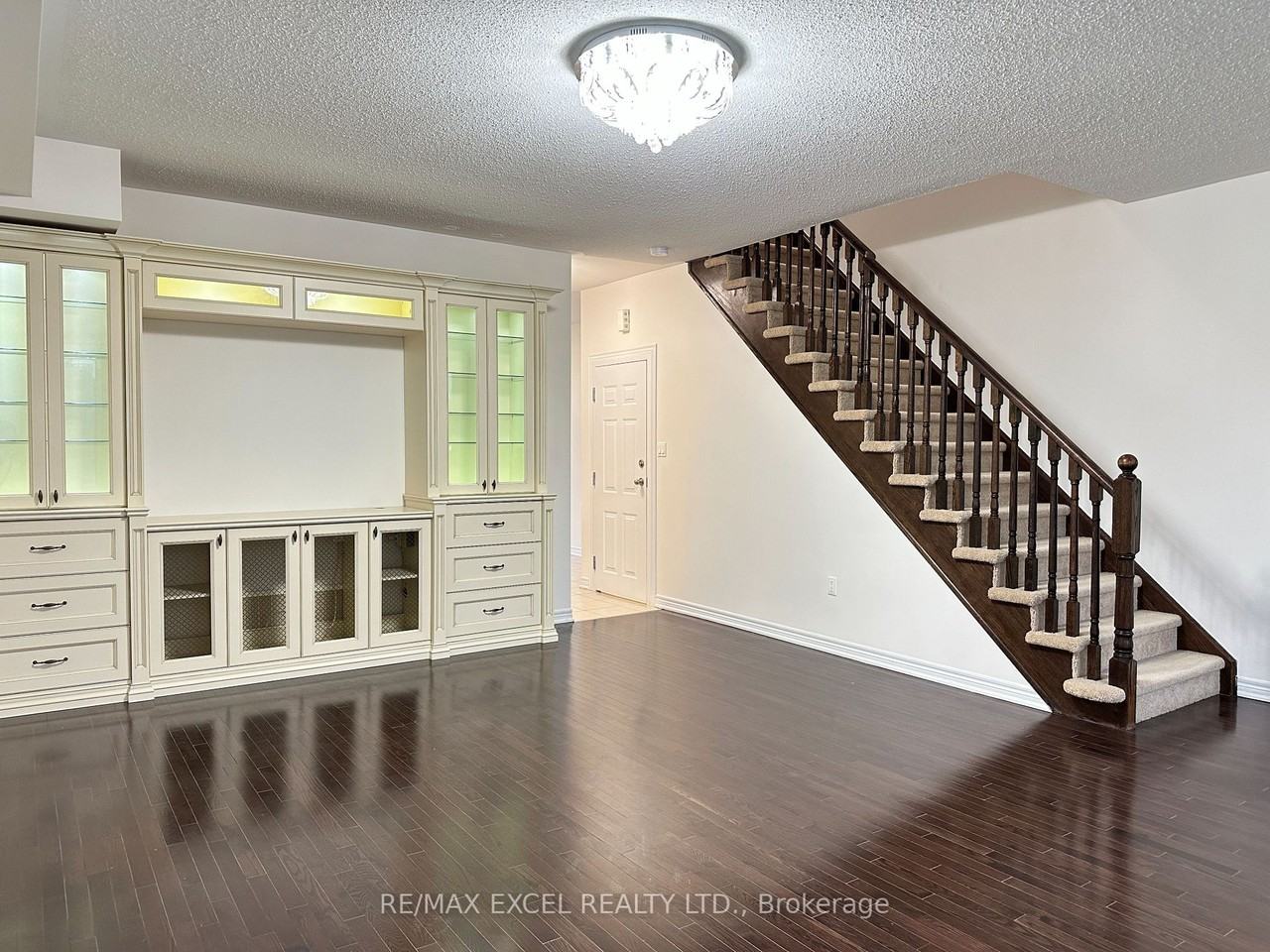 319 Aldergrove Drive ## - Photo 2 of 6