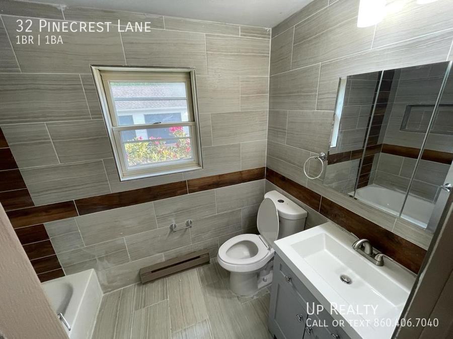 32 Pine Crest Rdg - Photo 3 of 28