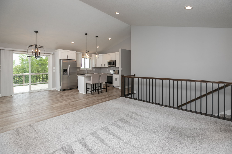 607 10th Avenue Northeast - Photo 6 of 37