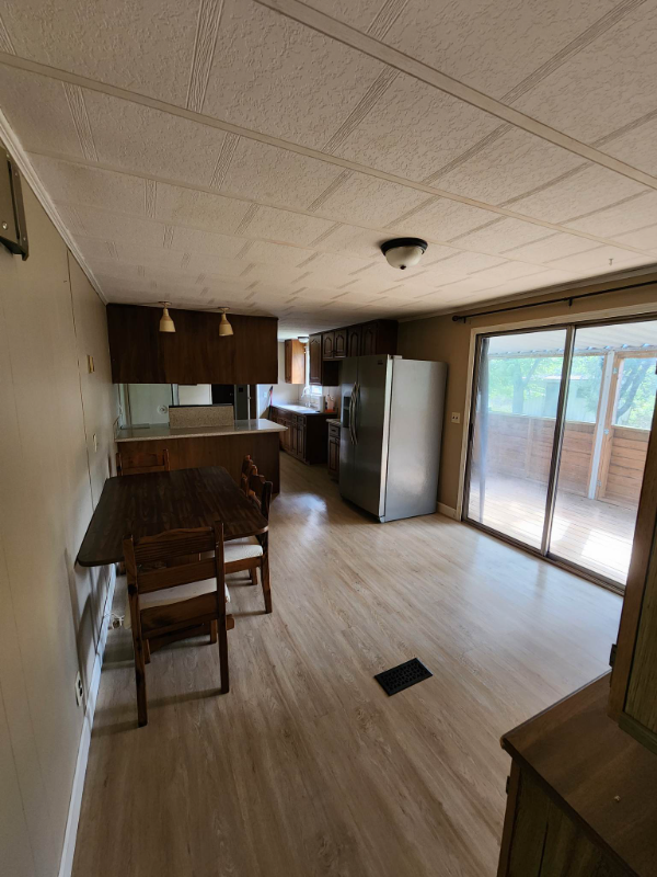 60 Ward Park - Photo 3 of 10