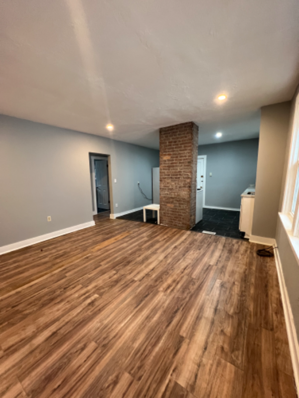 926 Clarissa St #A - Photo 2 of 7