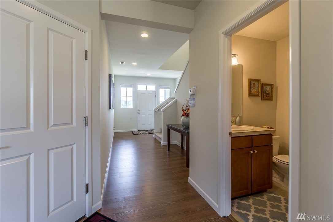 1313 28th St Nw #NA - Photo 3 of 29