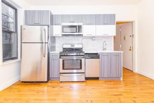 831 Madison St #8d - Photo 1 of 1
