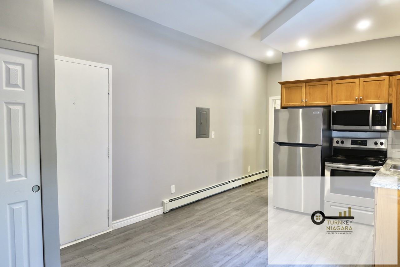 181 James Street #4 - Photo 3 of 9