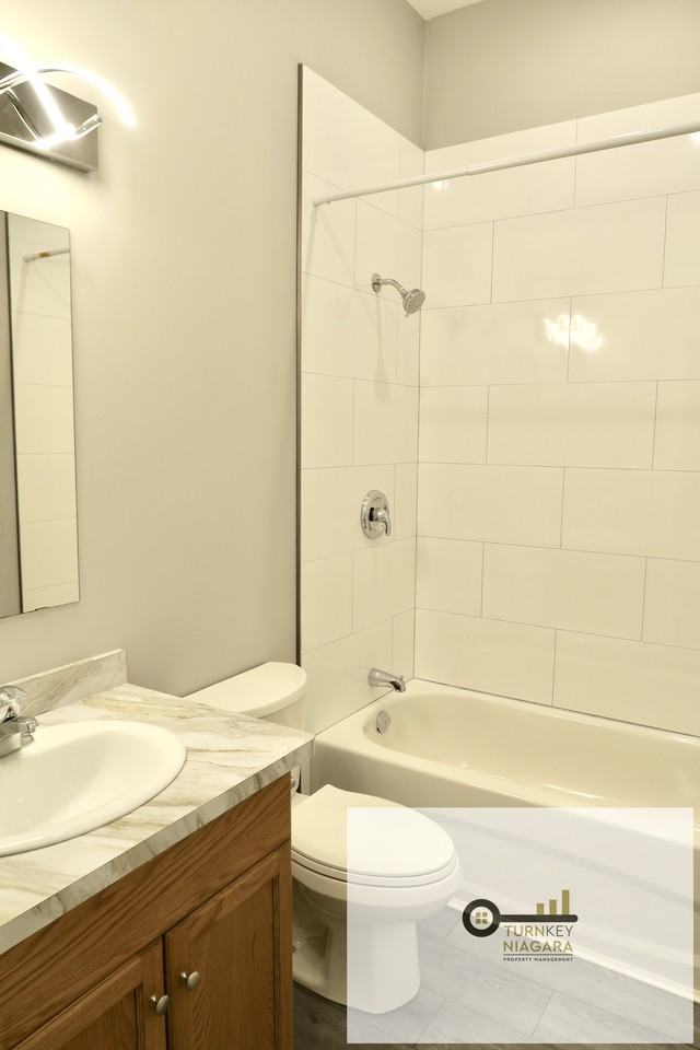 181 James Street #4 - Photo 7 of 9