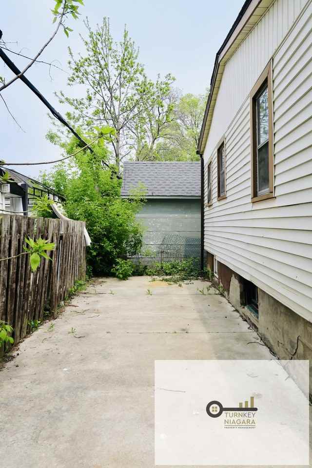 15 Concord Avenue - Photo 2 of 19