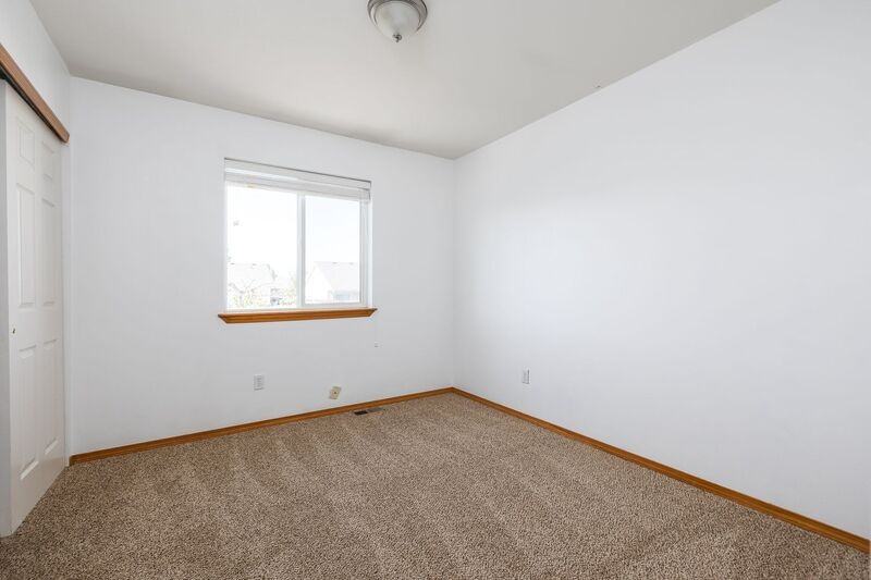 7920 Chehalis Dr - Photo 5 of 11