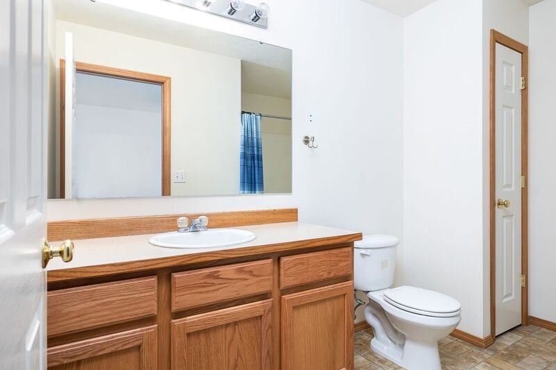 7920 Chehalis Dr - Photo 6 of 11
