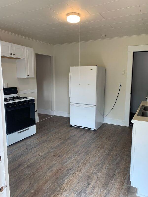 70 Maple St #3LR - Photo 4 of 8