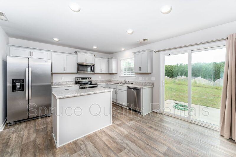 964 Bosemon St - Photo 3 of 26