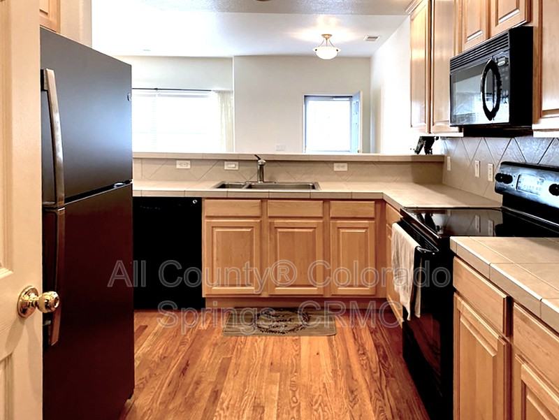 4305 Prestige Pt - Photo 7 of 38