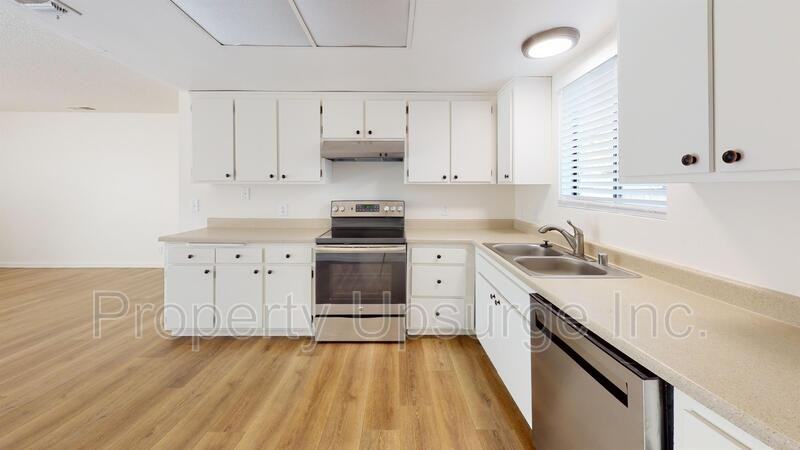 22322 Redrock Peak Pl - Photo 2 of 17