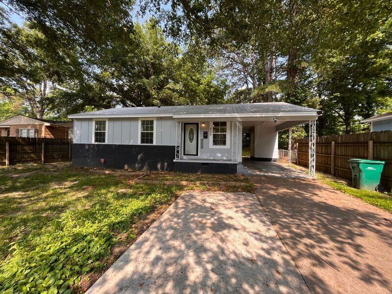 508 Dobson Ave - Photo 2 of 22