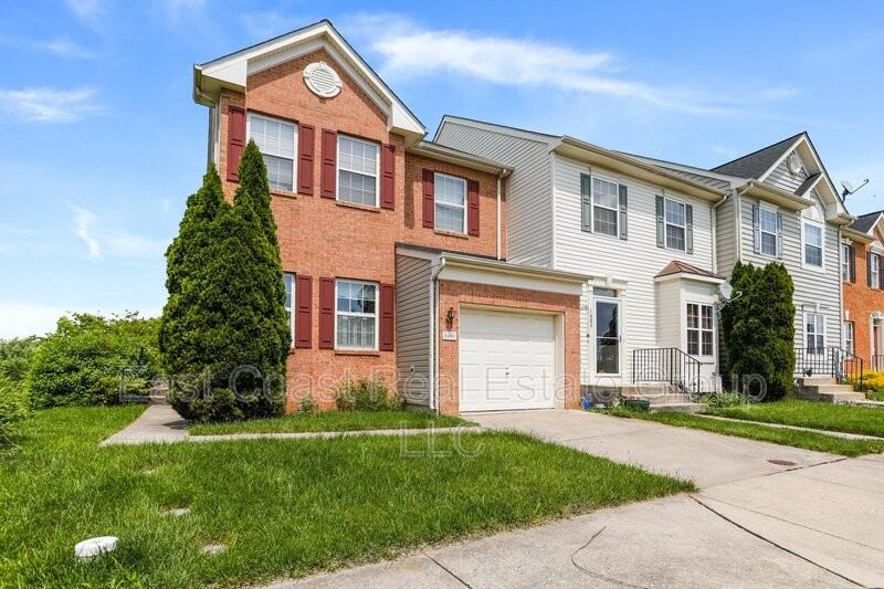 1601 Pullman Ct - Photo 2 of 42