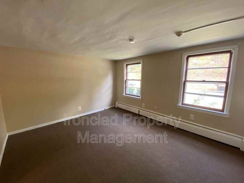 1191 Hanover Ave #1 - Photo 2 of 8