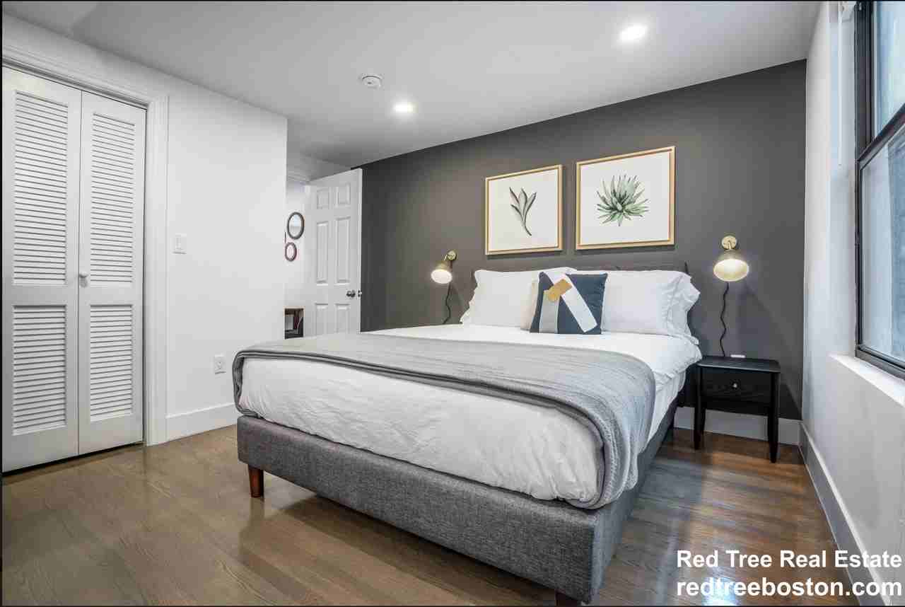 59 Joy St #2 - Photo 3 of 11