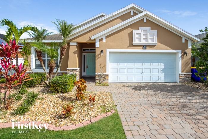 1420 Bridgeport Cir - Photo 2 of 15