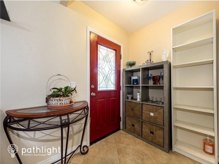 2911 Tennessee Ct - Photo 3 of 11